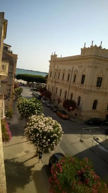 B&B Luna Syracuse Gæstehus